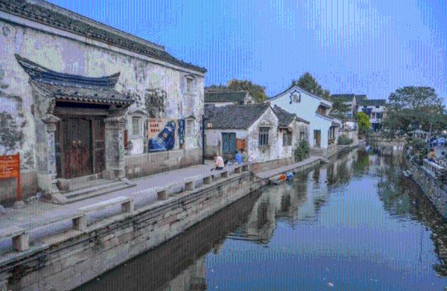 持续深化制度改革 推动自贸试验区高质量发展